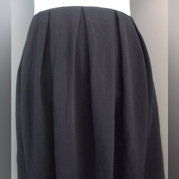 LULAROE Amelia Black & White Colorblock Pleated Dress, Size Small - Picture 8 of 12